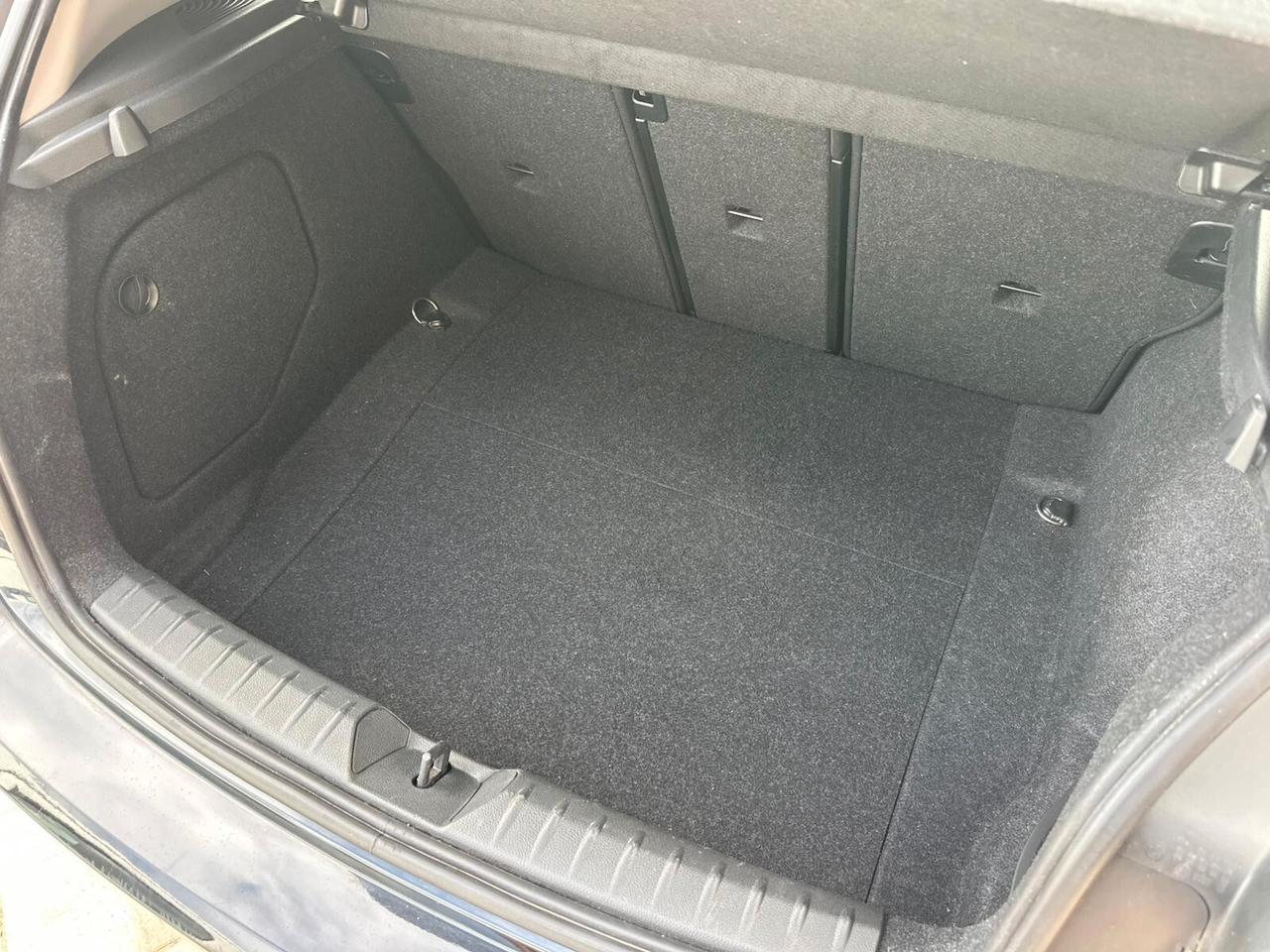 Bmw 114d 5p. Urban 2013