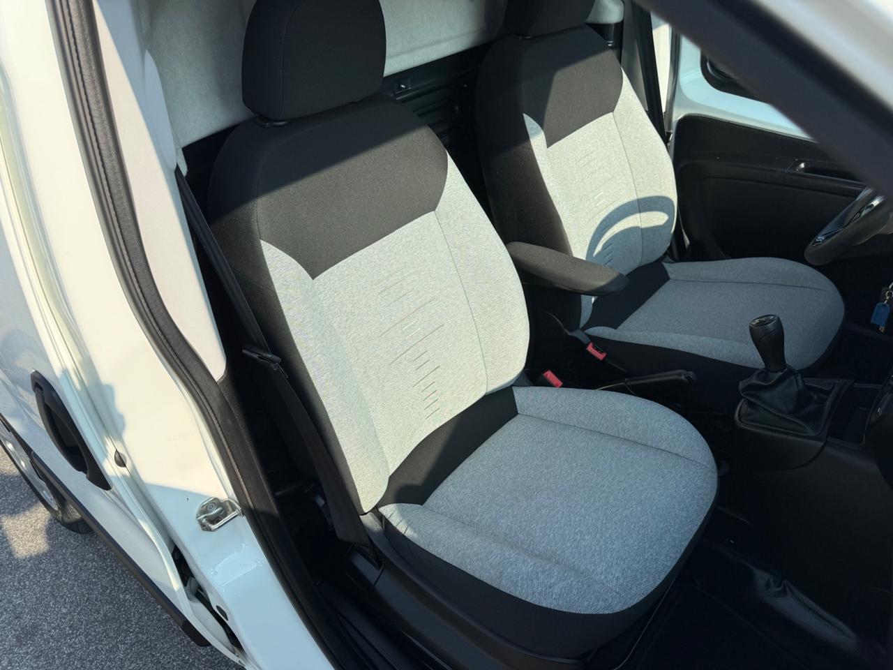 Fiat Fiorino 1.3 MJT 95 CV Cargo