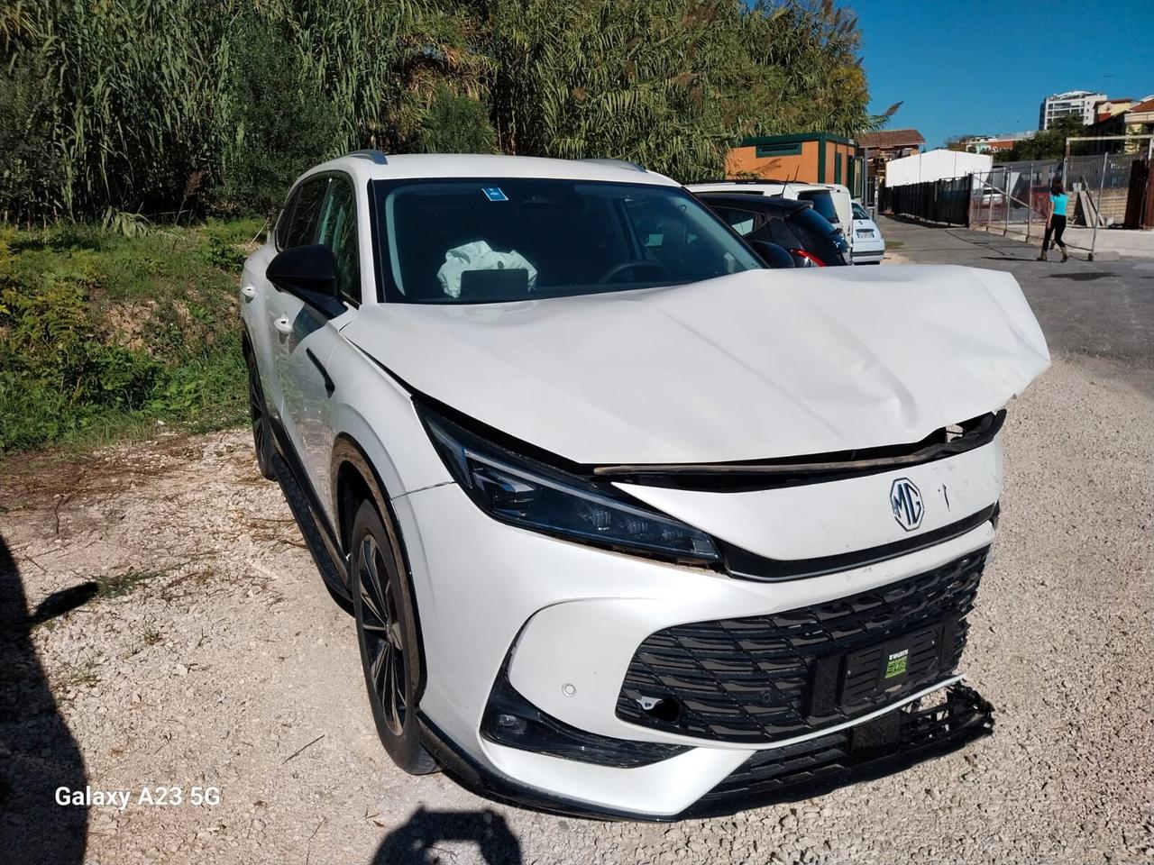 Mg HS PHEV Luxury