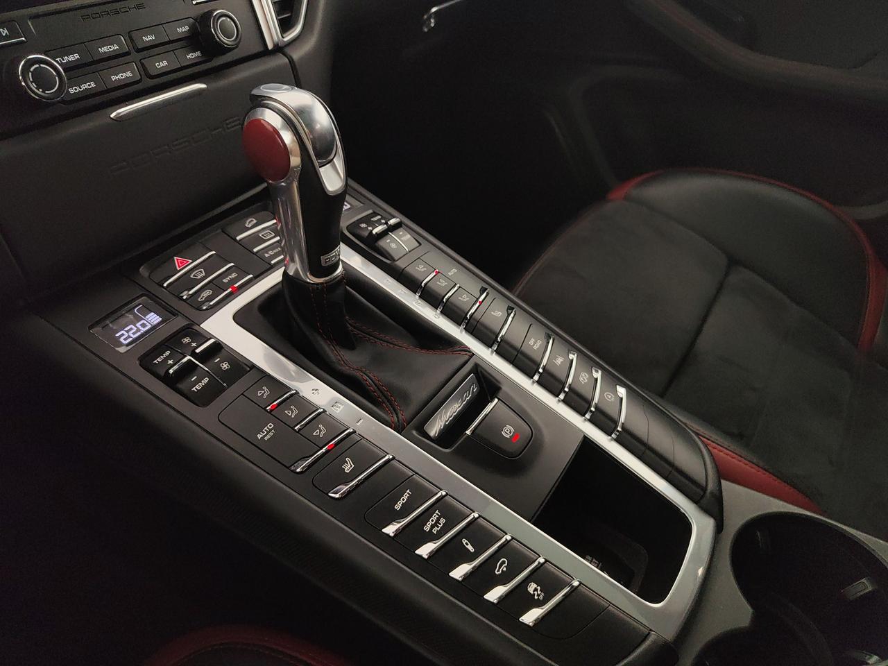 PORSCHE Macan 3.6 Turbo Performance 440cv pdk