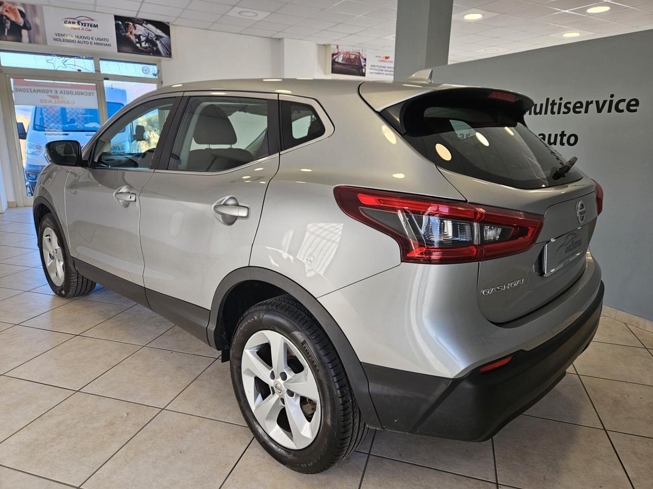 Nissan Qashqai 1..5 dCi 115cv Business