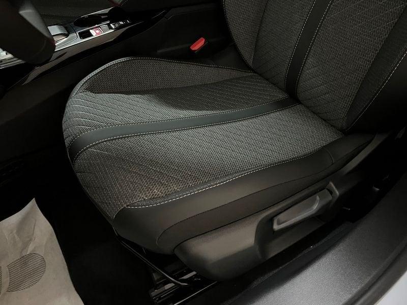 Peugeot 2008 2008 Hybrid 136 e-DCS6 Allure