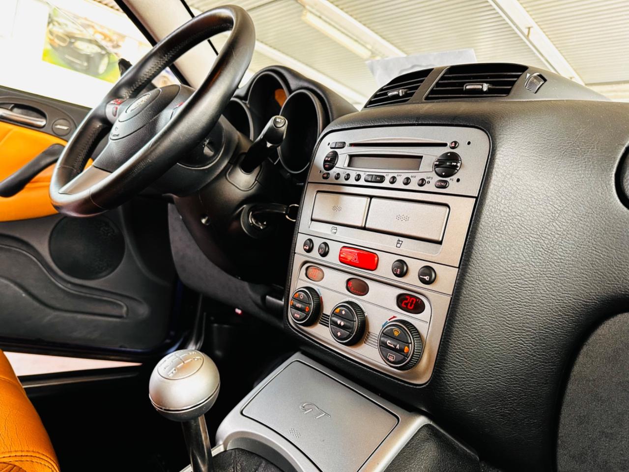 Alfa Romeo GT 2.0 JTS 16V Progression