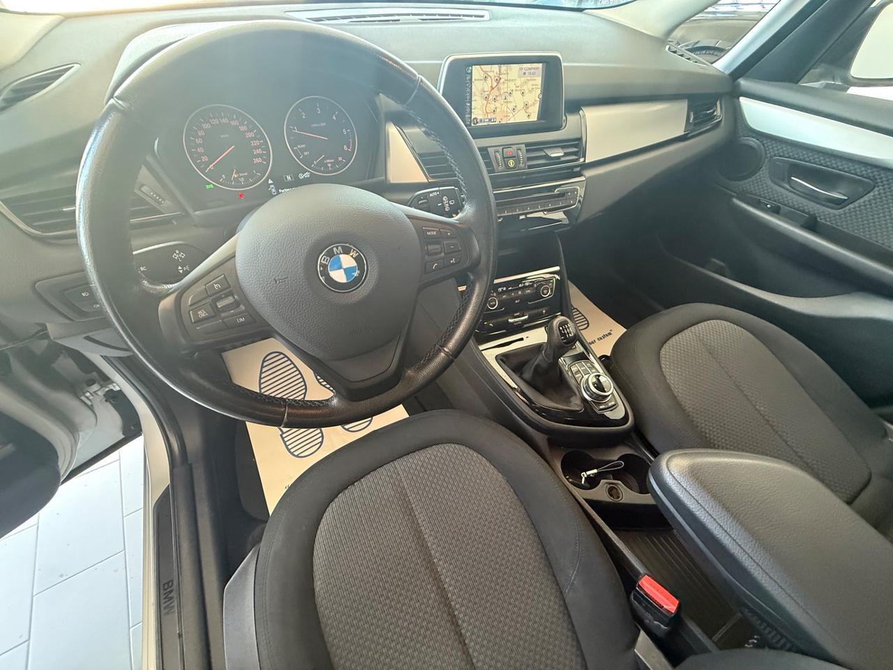 Bmw 2er Active Tourer 218d Advantage