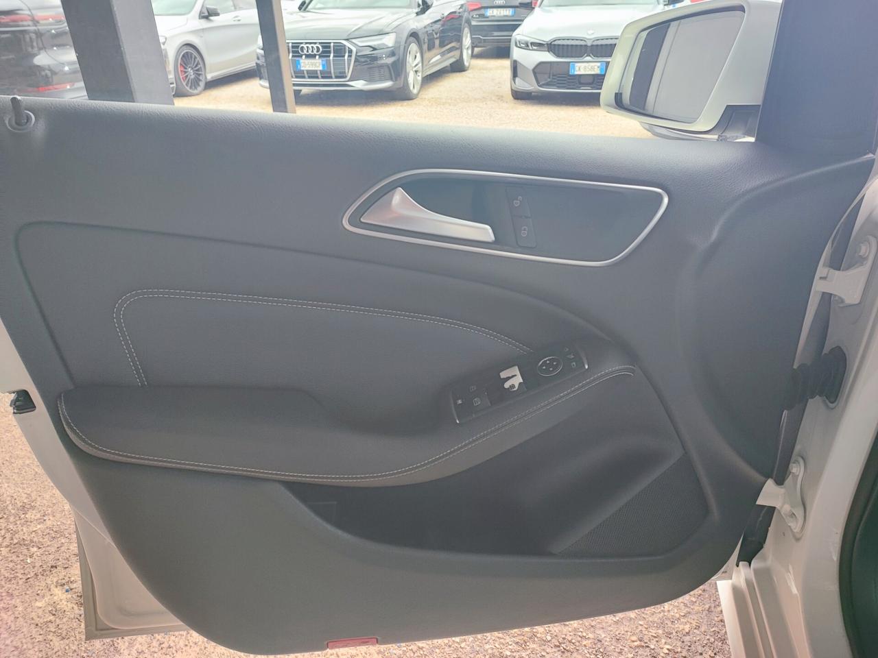 Mercedes-benz B 180 d Automatic Premium