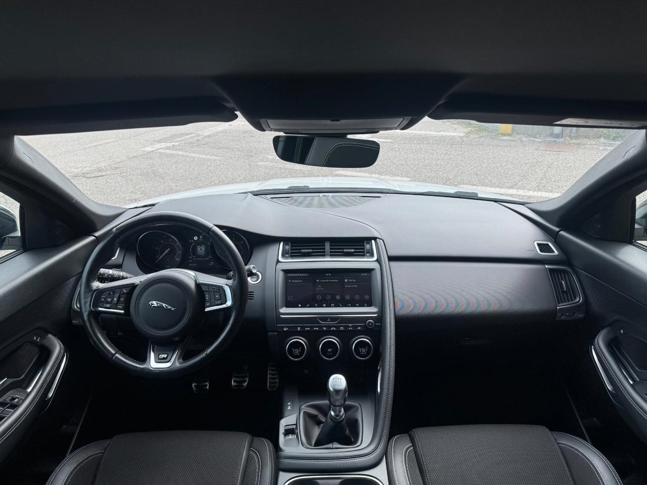 Jaguar E-Pace 2.0D 150 CV R-Dynamic