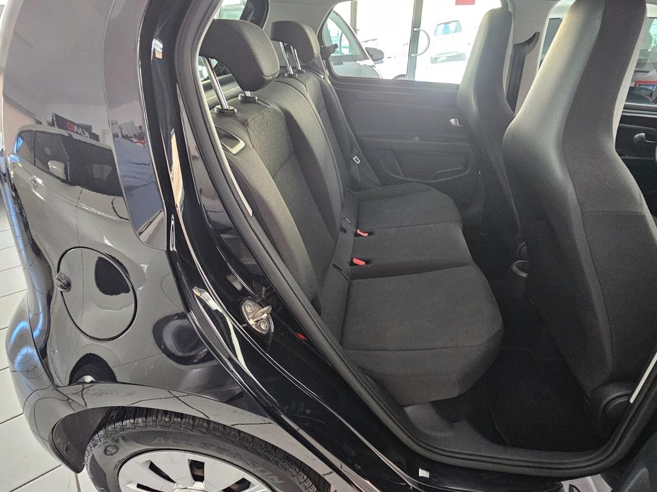 Volkswagen up! 1.0 5p. move up!