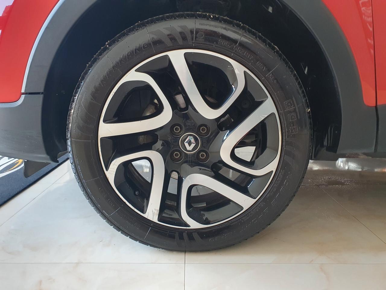 Renault Captur 0.9 TCe 90cv Energy Hypnotic Magnetik 2017
