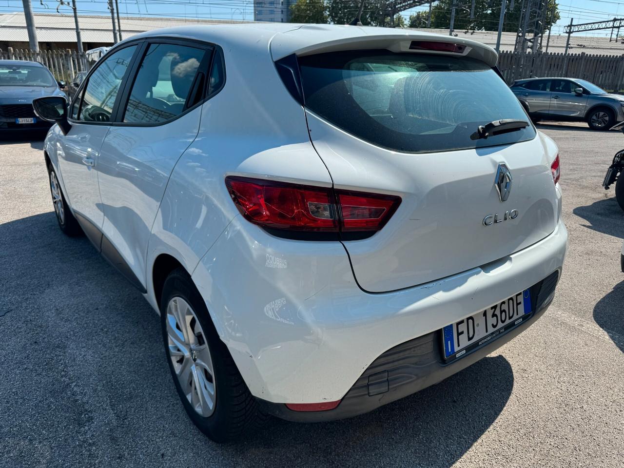 Renault Clio 1.2 75CV 5 porte Life