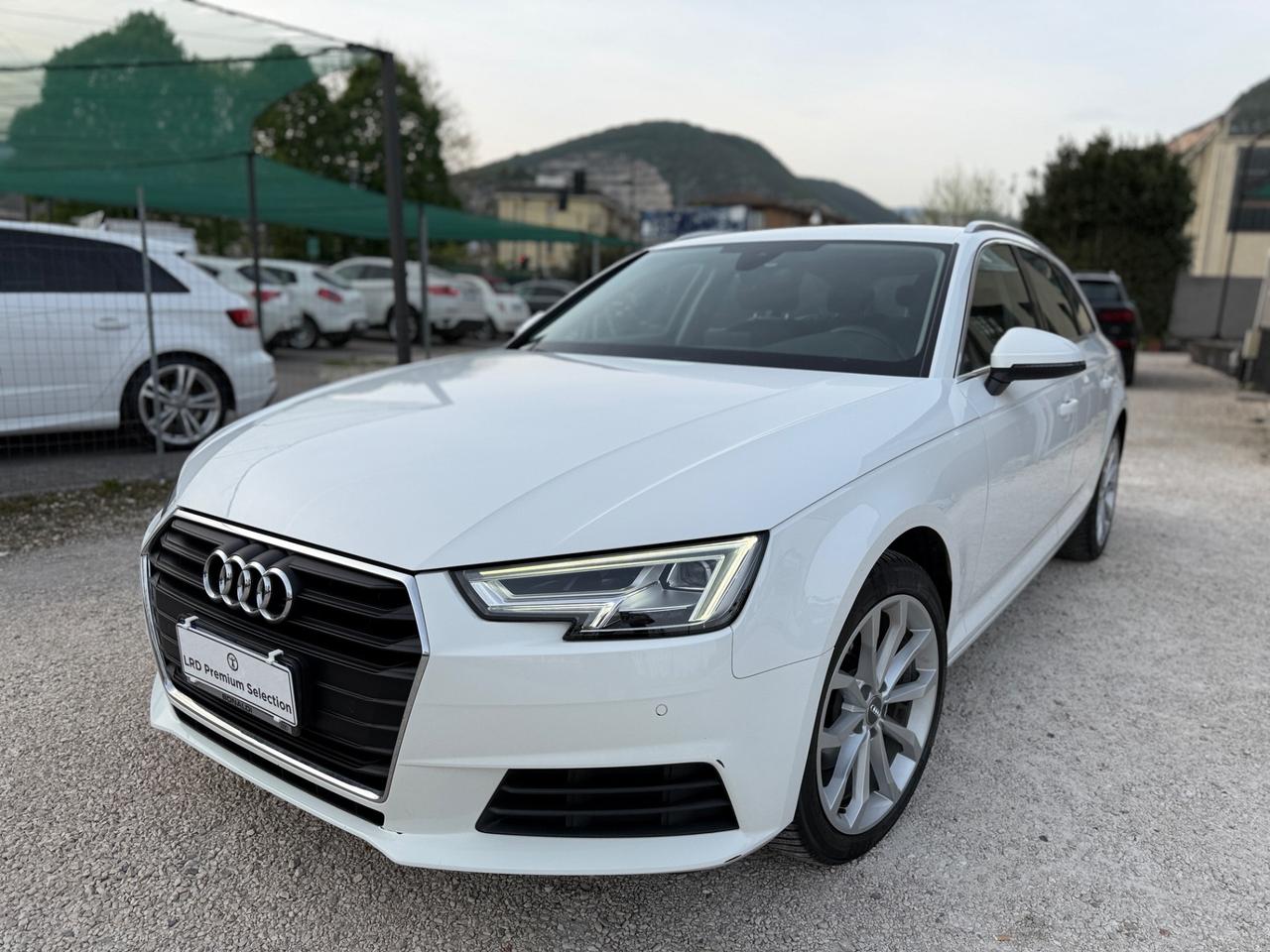 Audi A4 Avant 35 2.0 tdi Business 150cv s-tronic my16