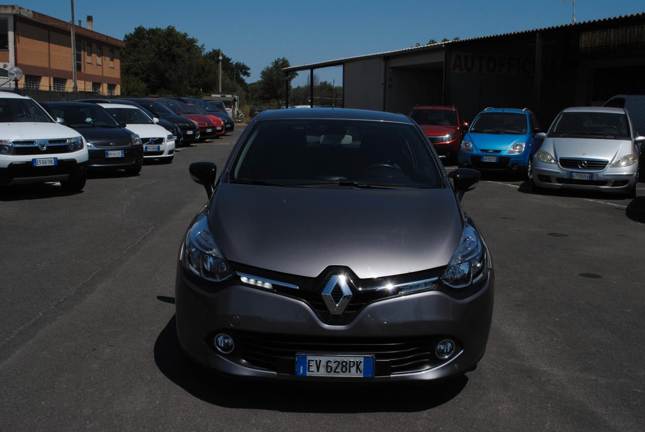 RENAULT CLIO 1.5 DCI 90 CV AUTOMATICA OK NEOPATENTATI