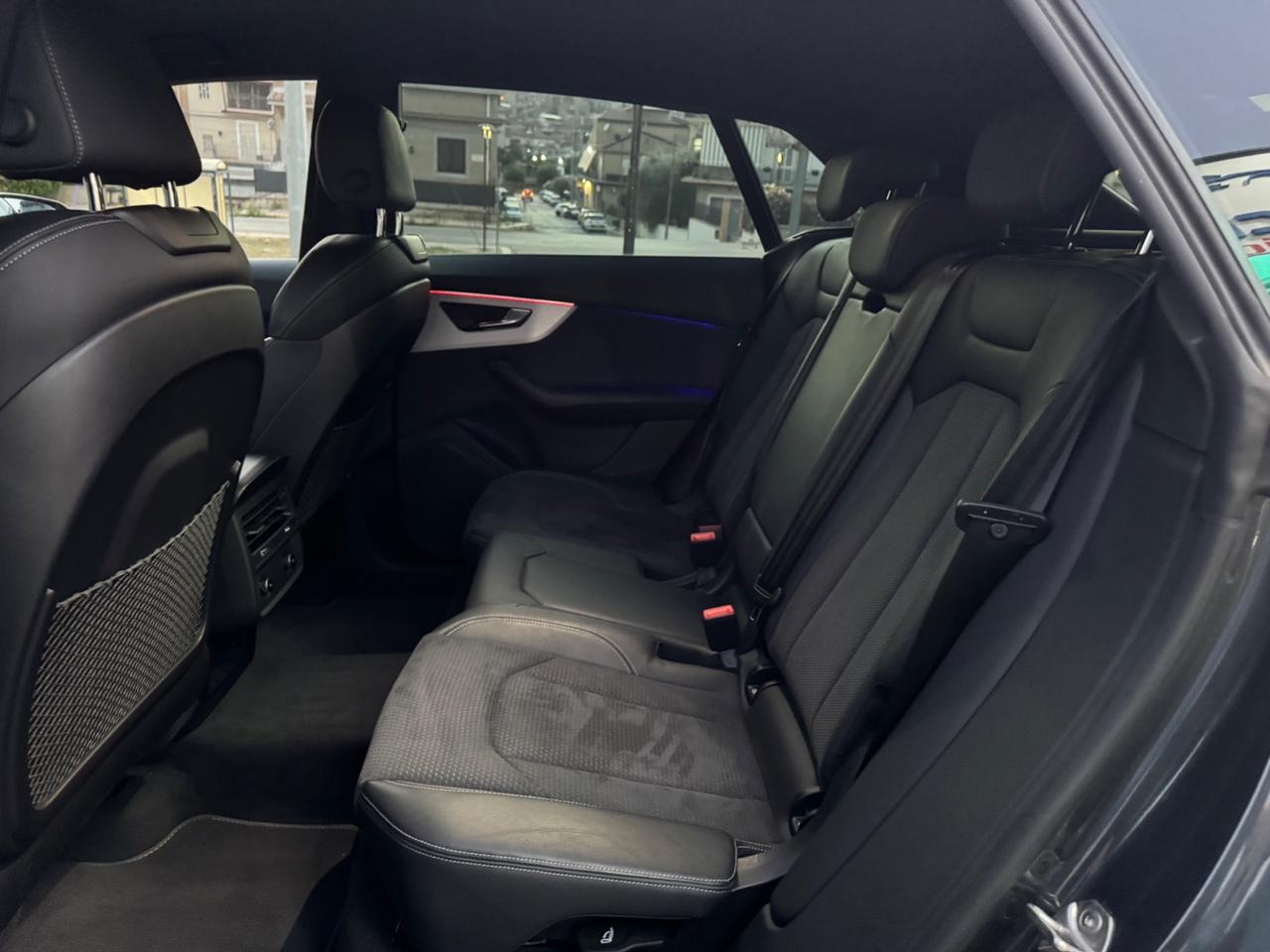 AUDI Q8 45 TDI 231 CV S-LINE FULL IVA