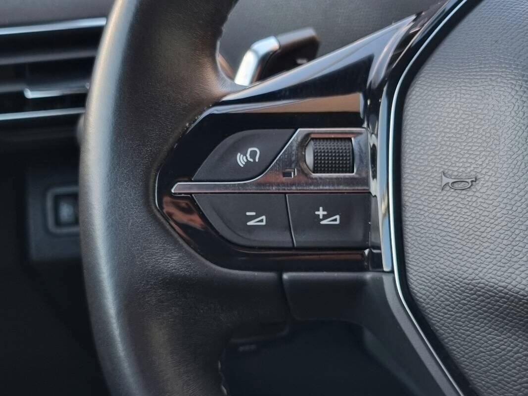 Peugeot 5008 BlueHDi 130 S&S EAT8 Allure Pack