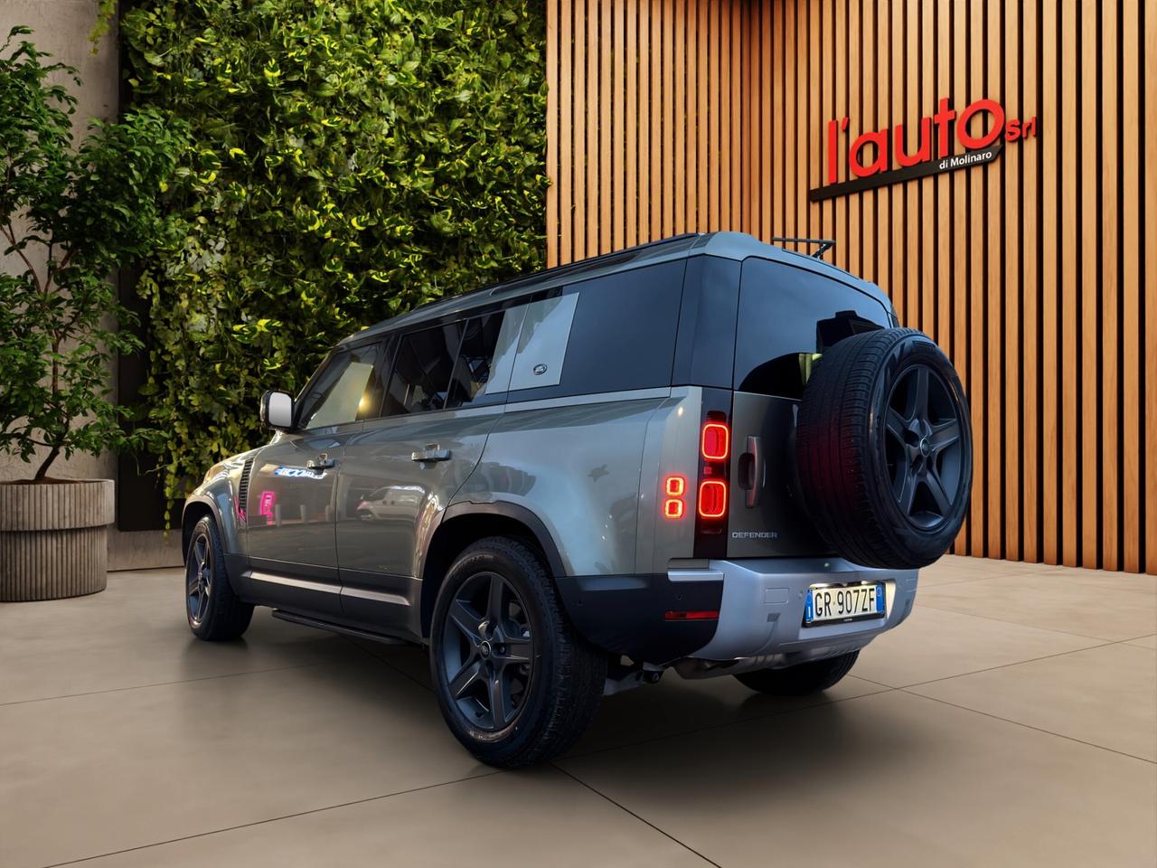 Land Rover Defender 90 3.0D I6 200 CV AWD Auto SE