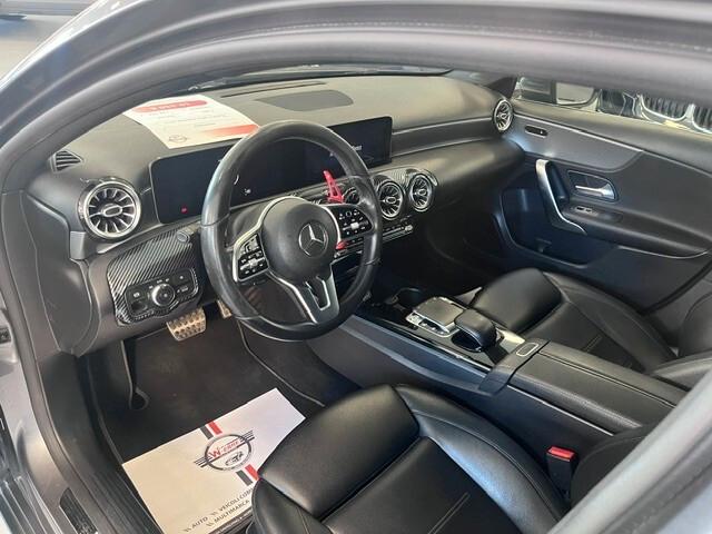 Mercedes-benz A 180 d AUTOMATIC BUSINESS PELLE + PACCHETTO LUCI INTERNO