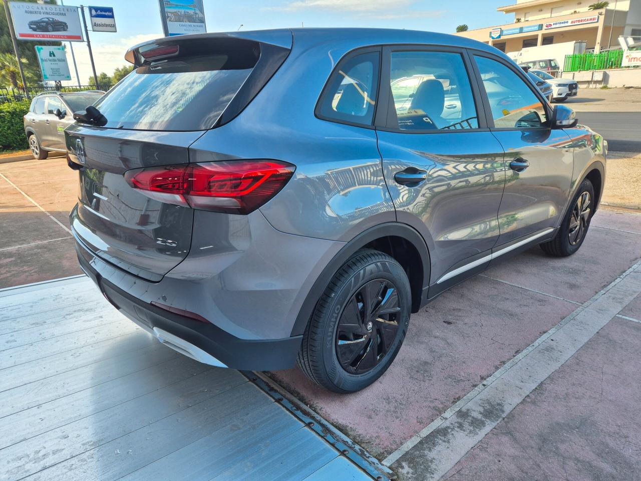 MG ZS 1.5 MT 2025 NUOVA STANDARD