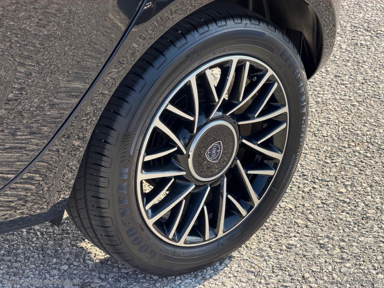 LANCIA Ypsilon 1.0 FireFly 5p.S&S Hyb. Platino