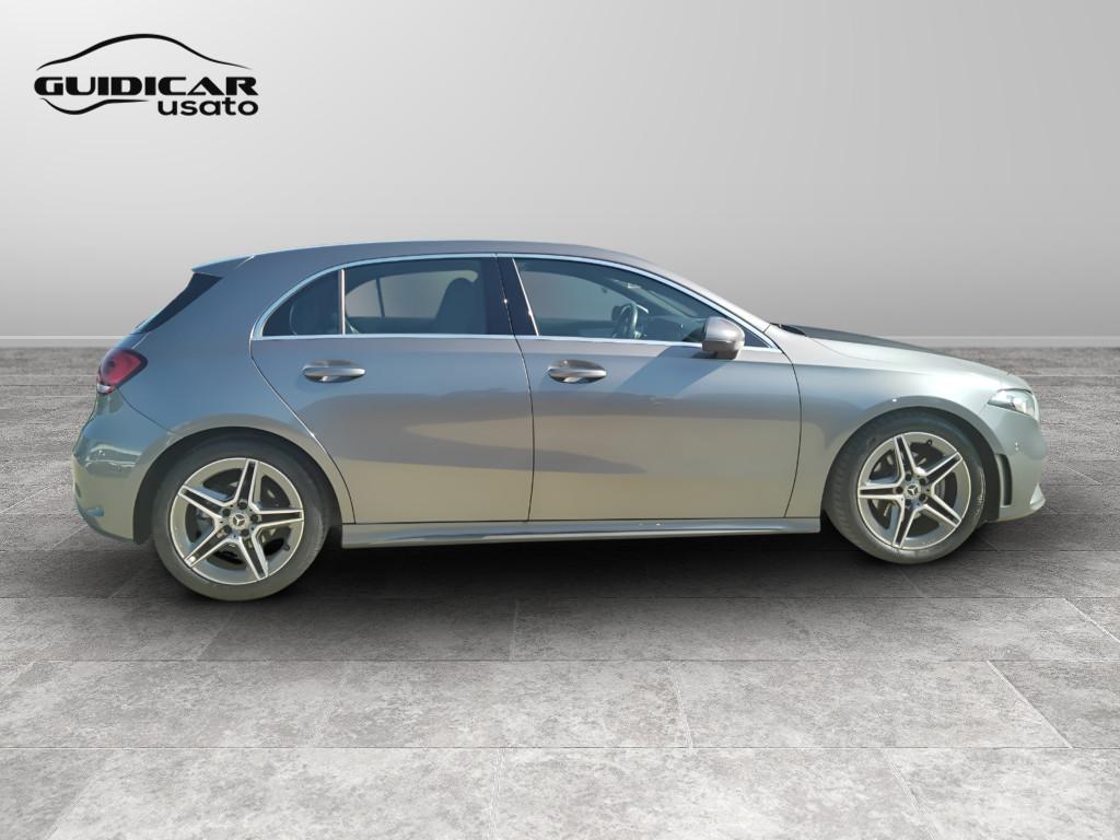 Mercedes-Benz Classe A - W177 2018 - A 200 d Premium auto