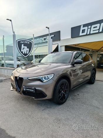 ALFA ROMEO Stelvio 2.0 Turbo 280 CV AT8 Q4 B-Tec