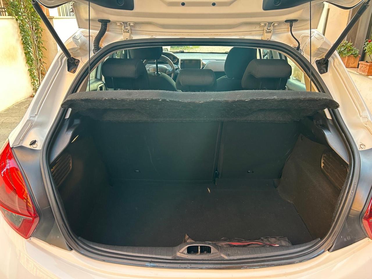 PEUGEOT 208 PureTech 82 5P Active IMPIANTO GPL