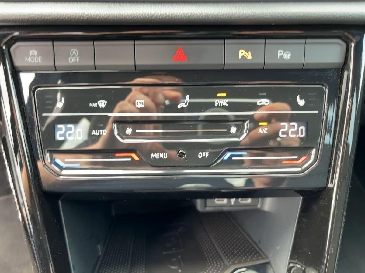 Volkswagen T-Roc 2.0 TDI SCR R-Line