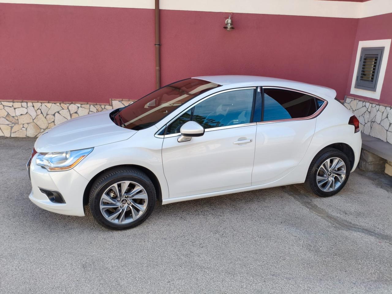 Ds DS4 4 1.6 e-HDi 115 airdream So Chic