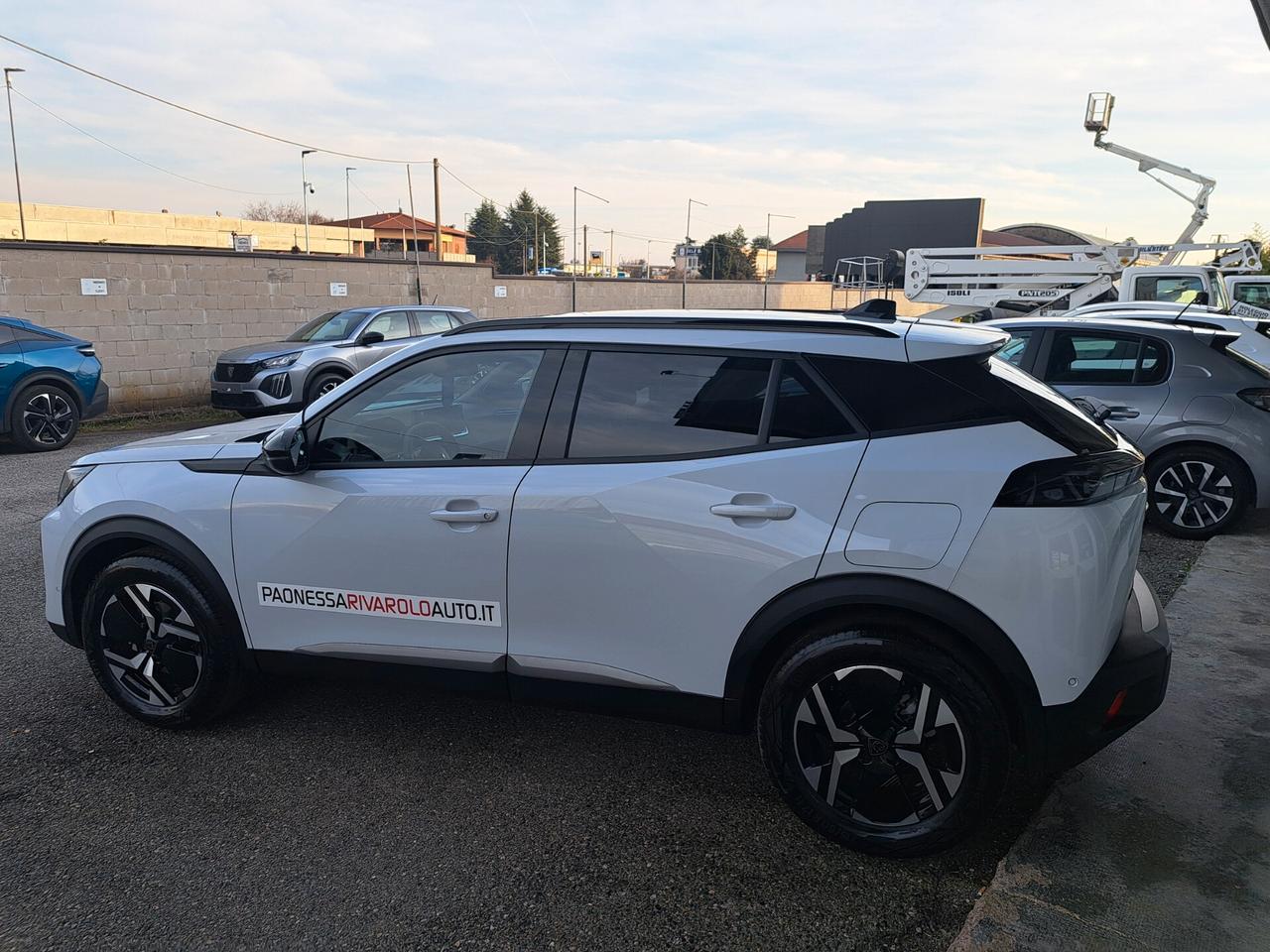 Peugeot 2008 AUTOMATICA 130 CV KM/0 NESSUN OBBLIGO FINANZIARIO!!