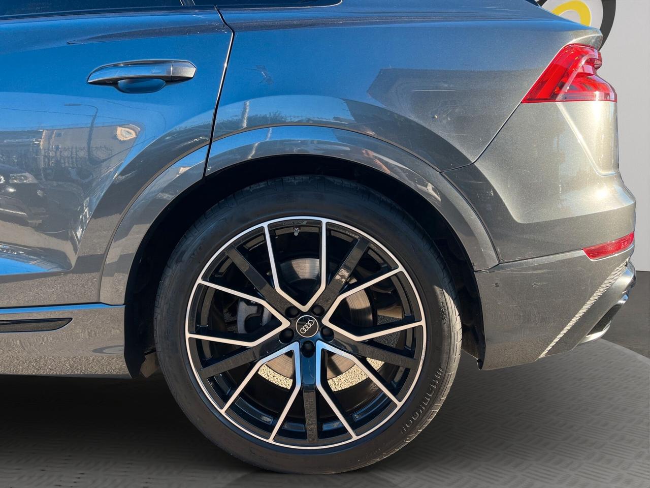 Audi Q8 50 TDI 286 CV quattro tiptronic Sport