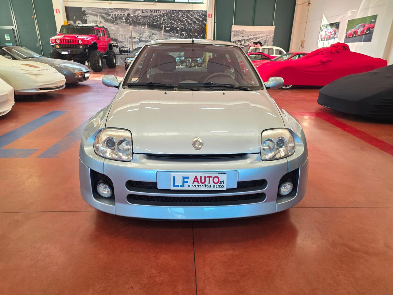 Renault Clio 3.0 V6 24V cat 3 porte Sport