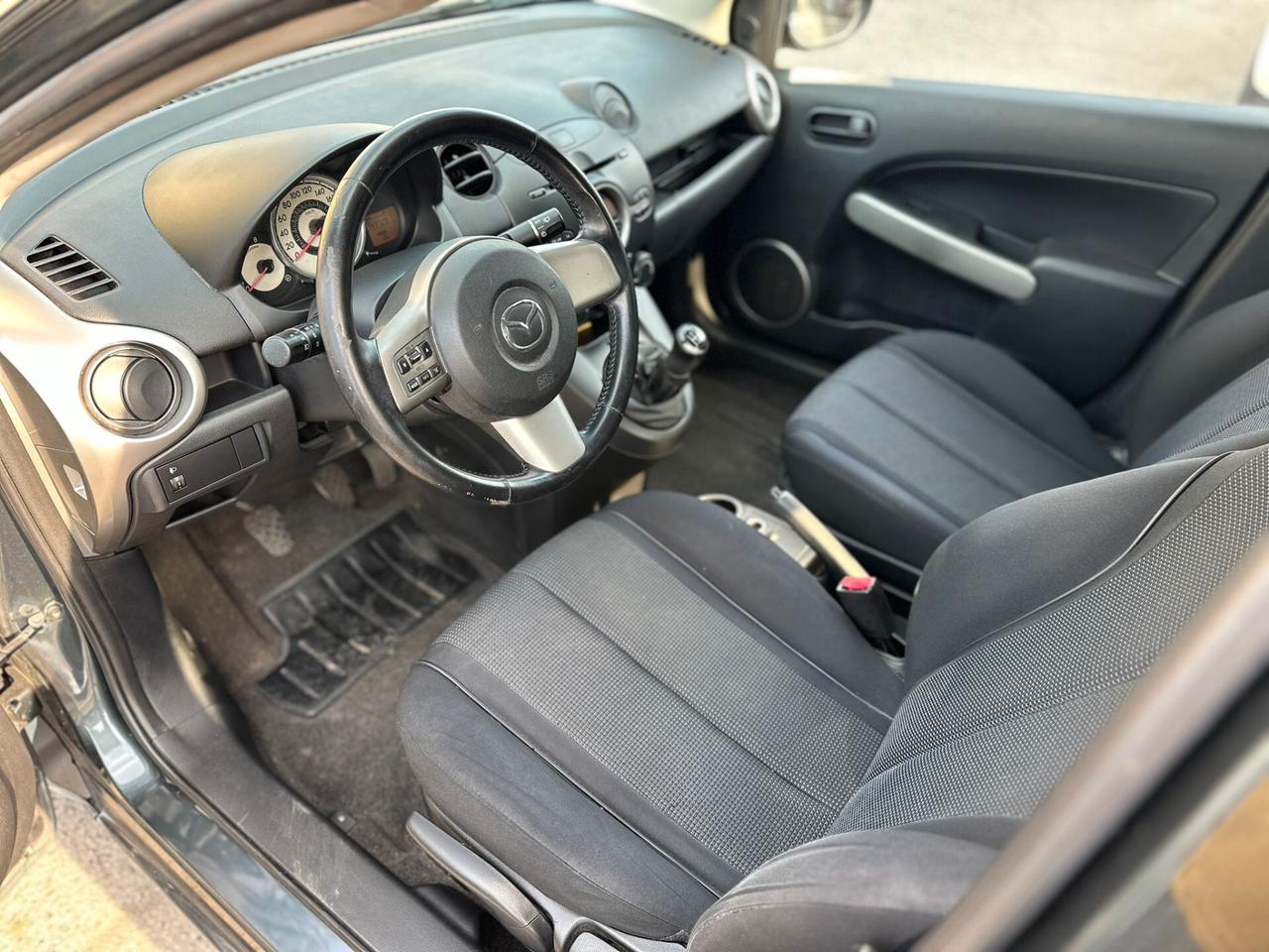 Mazda 2 Mazda2 1.3 16V 86CV 5p. Sport Gen. '09