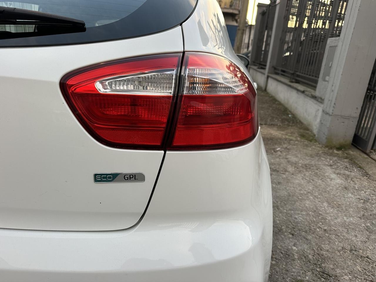 Kia Rio 1.2 GPL Active Collection 2016 Navi+Retroc