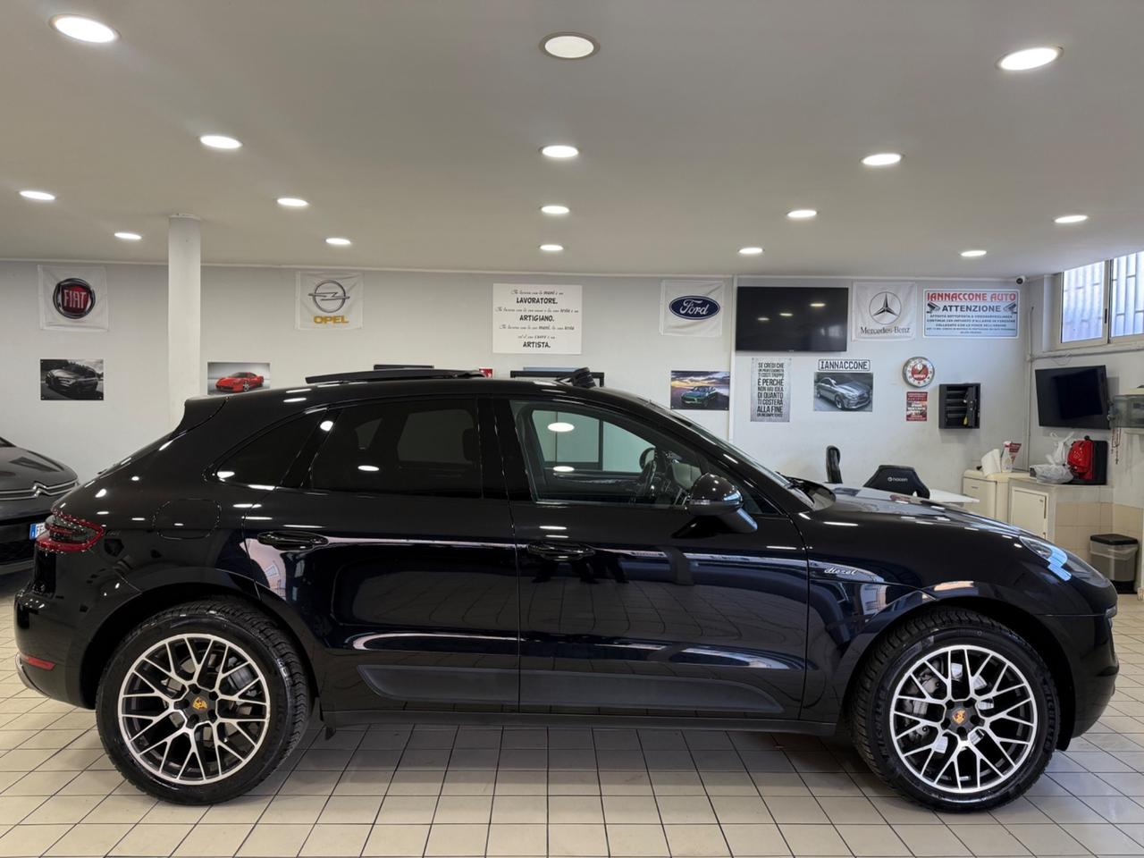 Porsche Macan 3.0 full optional