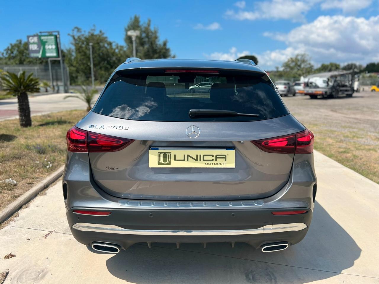 Mercedes-benz GLA 200 d 150cv AMG Premium UNICO PROPRIETARIO IVA ESPOSTA