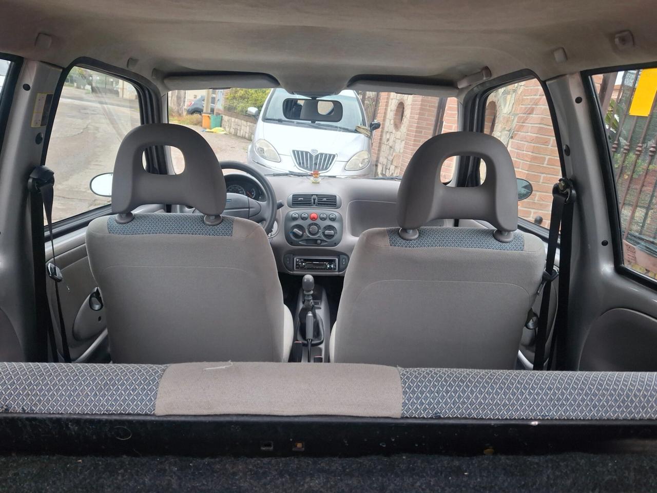 Fiat 600 1.1 Class idroguida e aria condizionata neopatentati