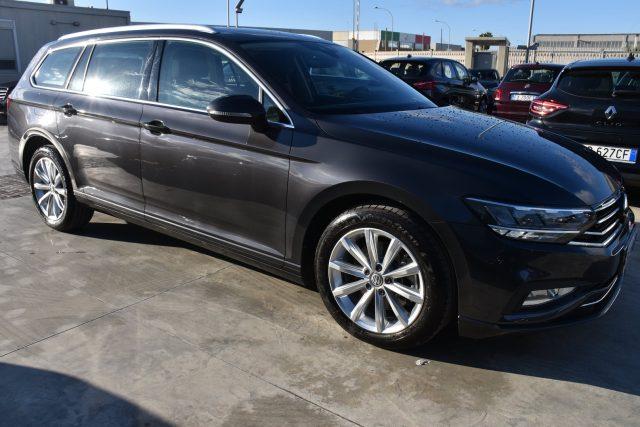 VOLKSWAGEN Passat Variant 2.0 TDI SCR EVO DSG Business