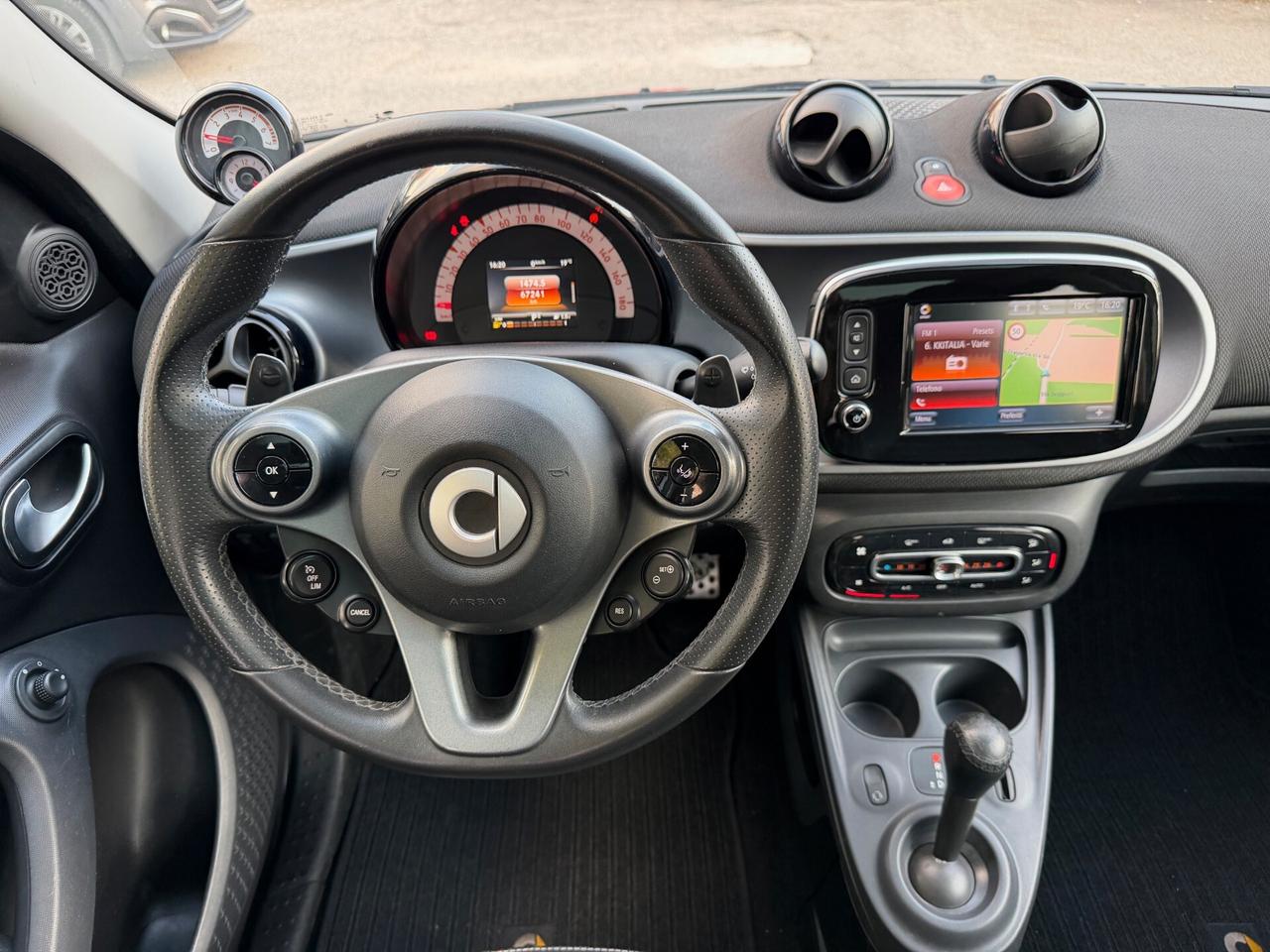 Smart ForFour 90 0.9 Turbo twinamic Prime LED TETTO