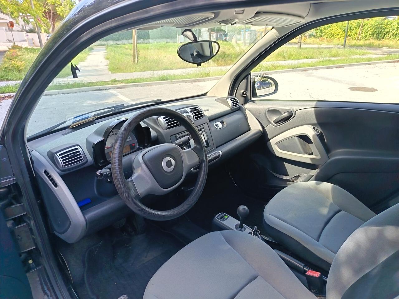 Smart ForTwo 1000 52 kW MHD coupé pure