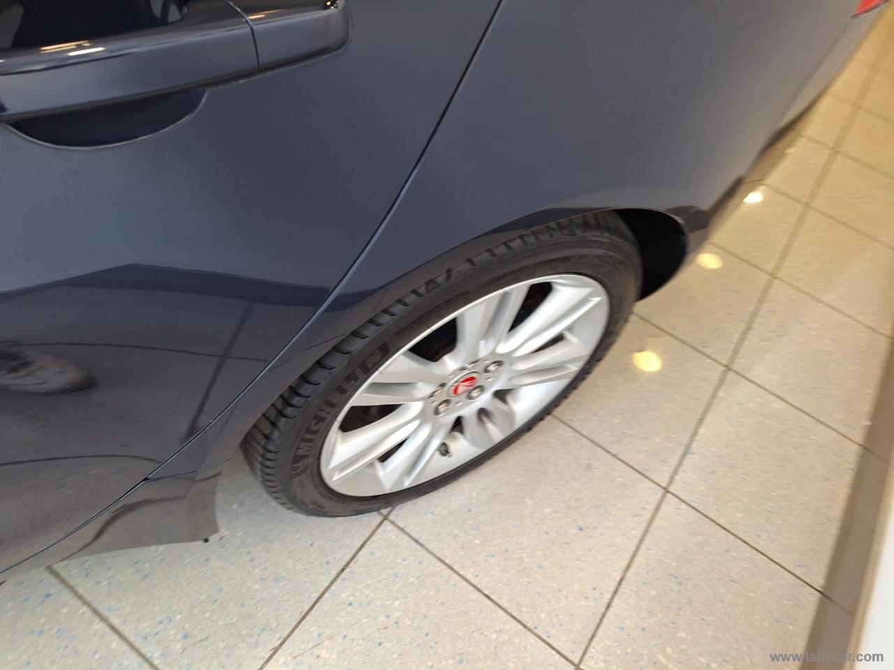 JAGUAR XE 2.0 D 180 CV AWD aut. Prestige