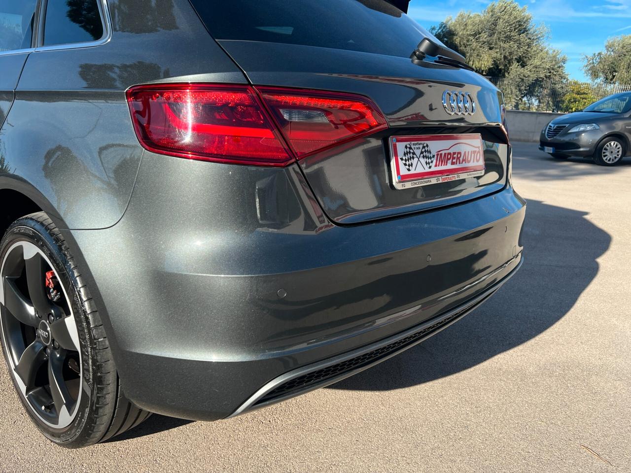 Audi A3 SPB 1.4 TGI G-Tron S-LINE CON TETTO