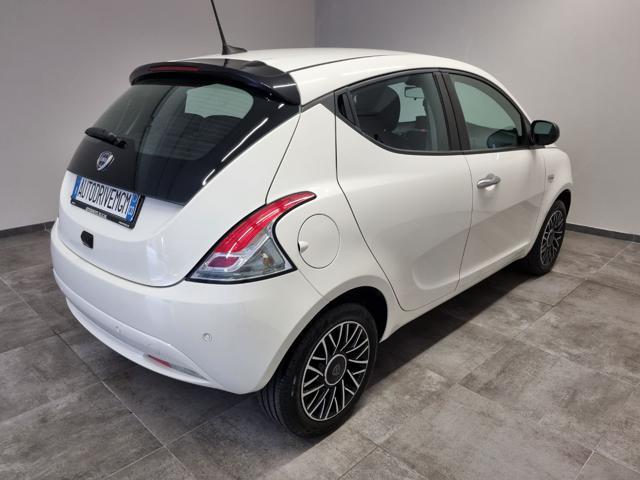 LANCIA Ypsilon 1.0 FireFly 5 porte S&S Hybrid Platino