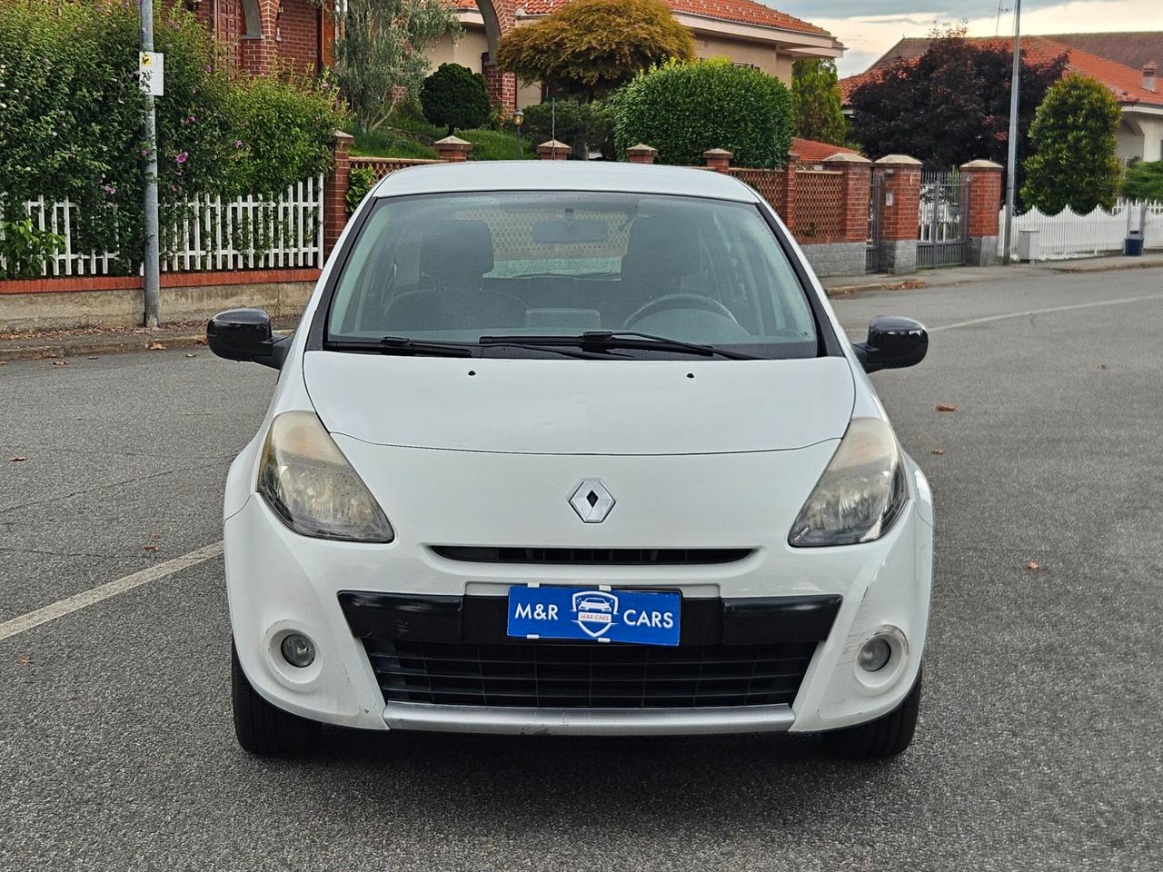 Renault Clio 1.2 16V 5 porte NEOPATENTATI E5