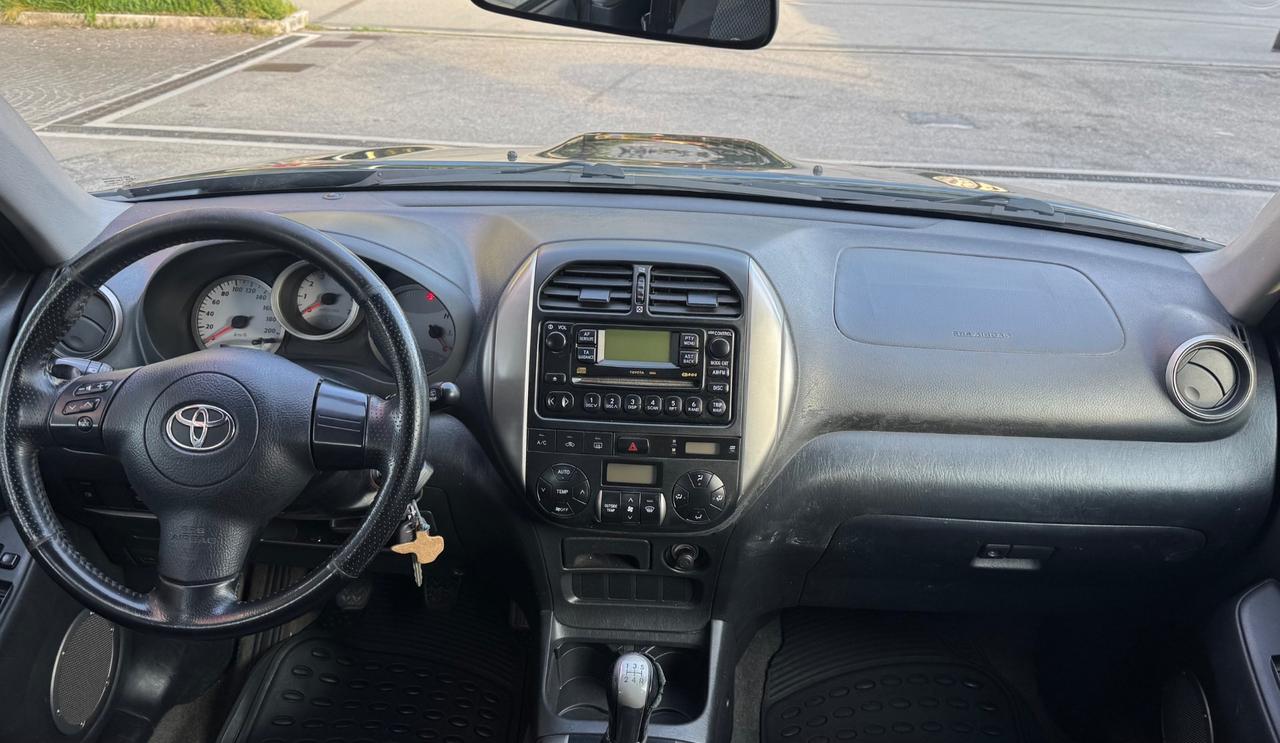 Toyota RAV 4 RAV4 2.0 Tdi D-4D cat 5 porte Sol