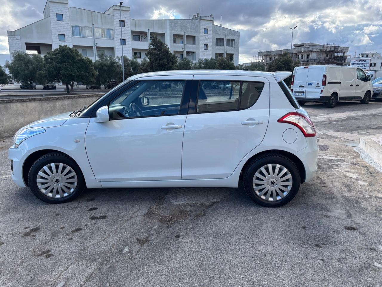 Suzuki Swift 1.2 VVT 5 porte B-Cool