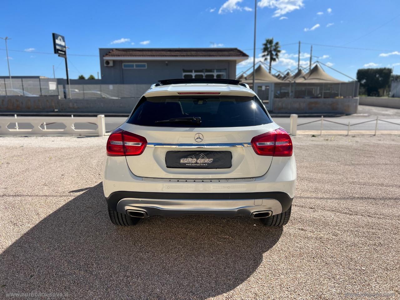 MERCEDES-BENZ GLA 180 Sport