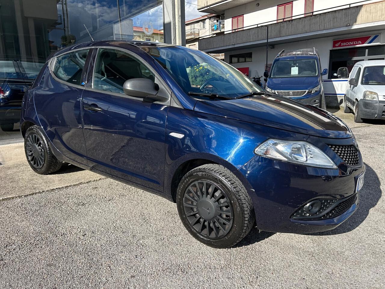 Lancia Ypsilon 1.2 GPL DI SERIE ( Motore FIRE)