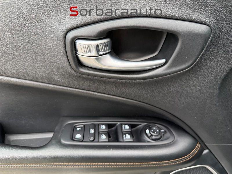 Jeep Compass 1.3 Turbo T4 110kW Limited DDCT + Tetto Apribile
