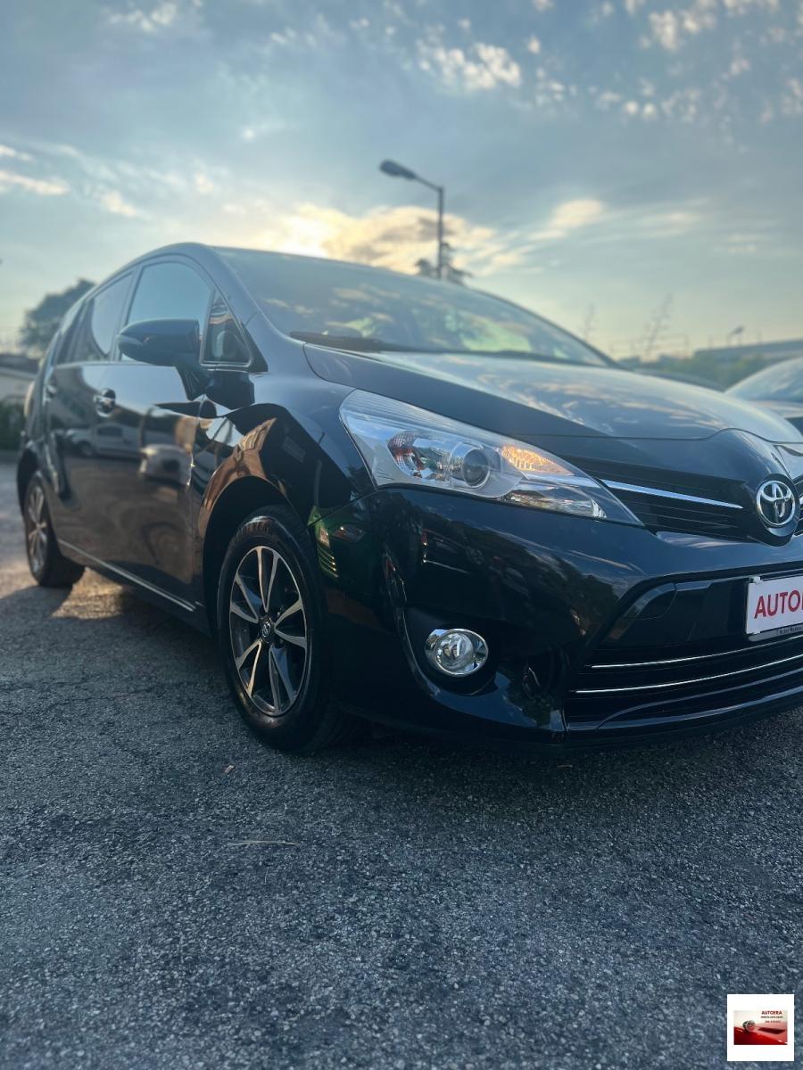 TOYOTA - Verso - 1.6 D-4D Style 7 posti