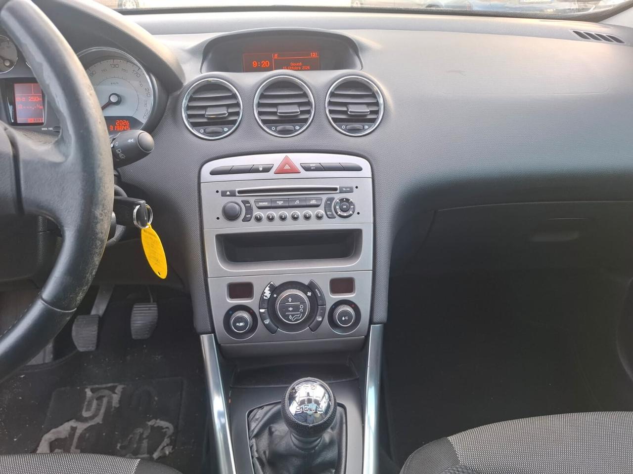 Peugeot 308 1.6 HDi 110CV 5p. Féline (6 Marce)