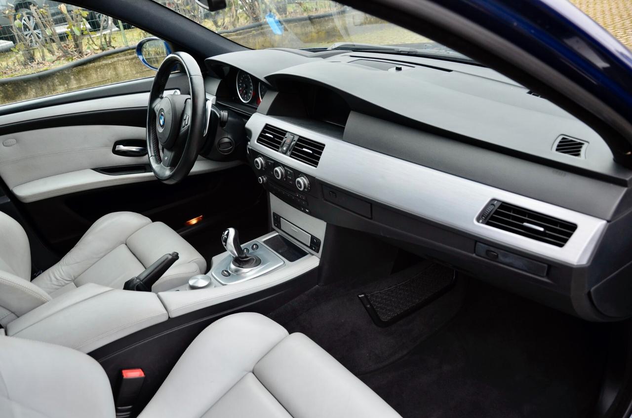 BMW M5 5.0 V10 TOURING 507cv, UFF ITALIANA, SERVICE BMW, INTERLAGOS BLAU, PERMUTE