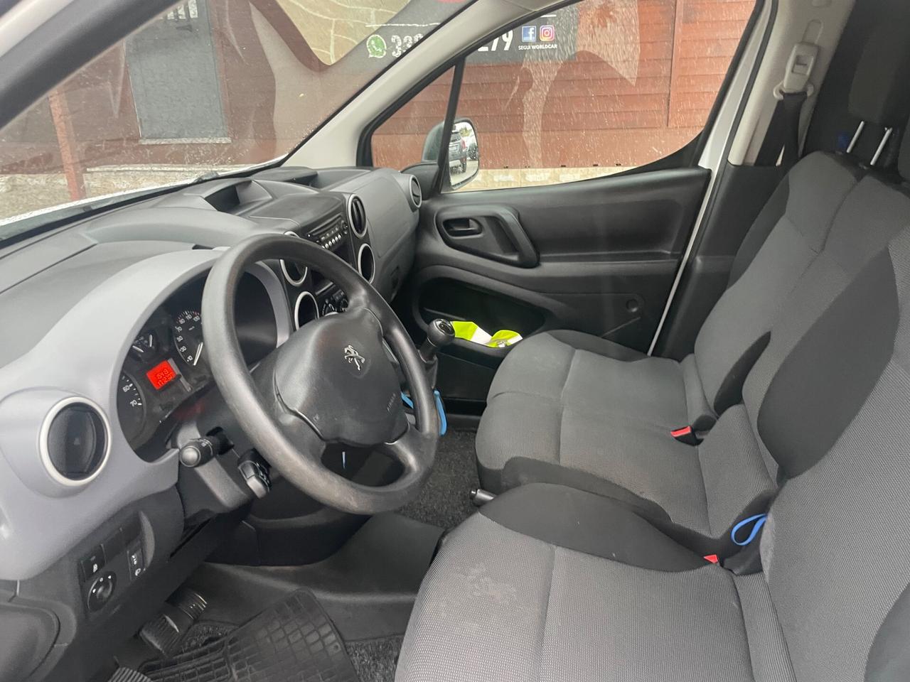Peugeot Partner van BlueHDi 100 officina mobile